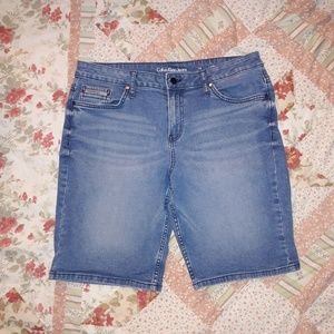 Calvin Klein Light-Medium Wash Shorts: Size 14/36"